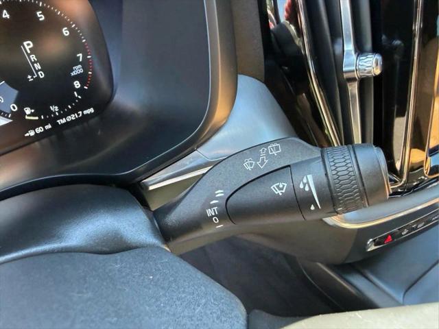 2018 Volvo XC60 T5 Momentum