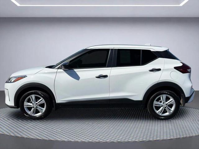 2025 Nissan Kicks S