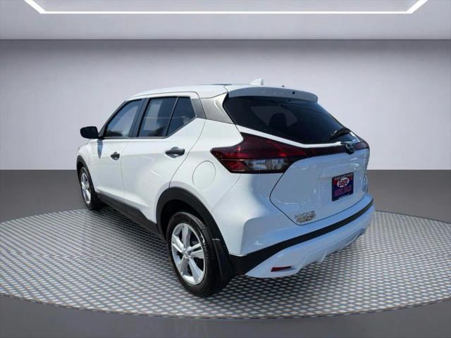 2025 Nissan Kicks S