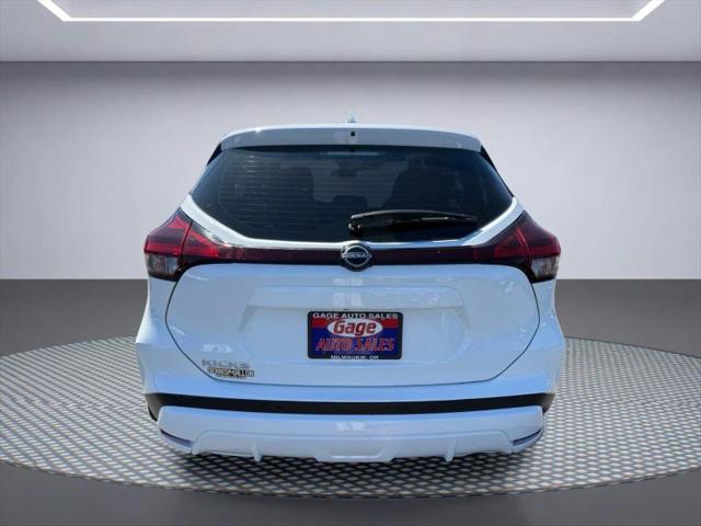 2025 Nissan Kicks S