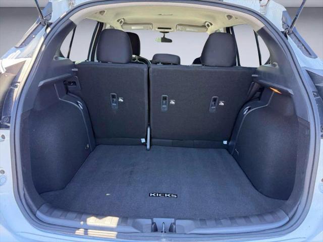 2025 Nissan Kicks S