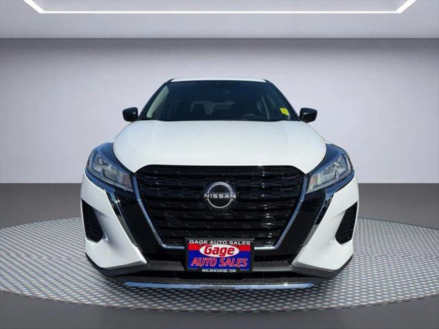 2025 Nissan Kicks S