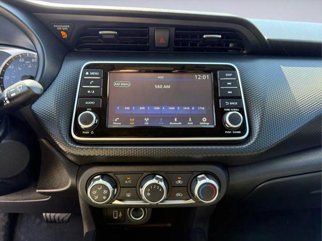2025 Nissan Kicks S