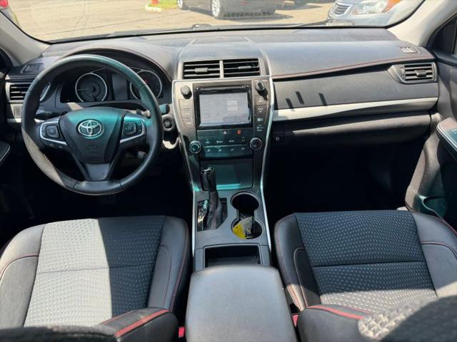 2015 Toyota Camry SE