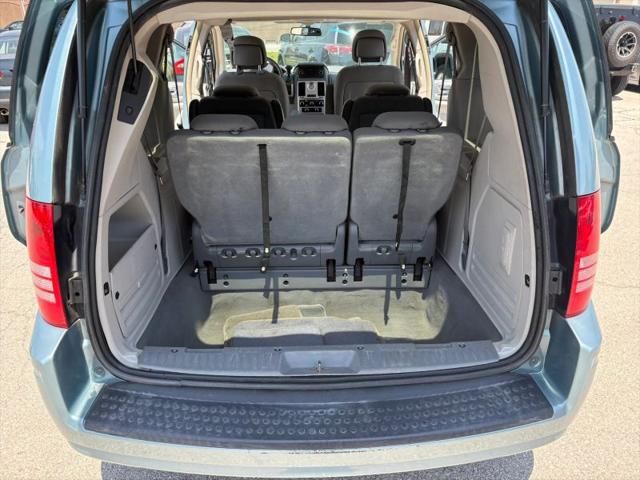 2010 Chrysler Town & Country Touring