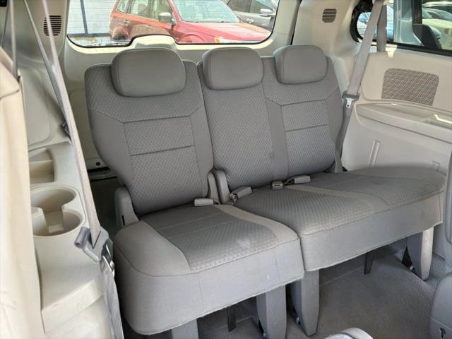 2010 Chrysler Town & Country Touring