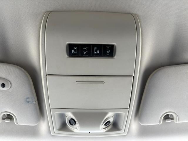 2010 Chrysler Town & Country Touring