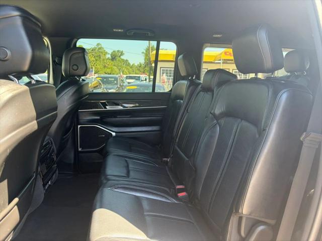 2022 Jeep Wagoneer Series II 4x2