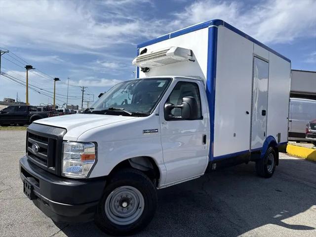 2023 Ford E-350 Cutaway Base