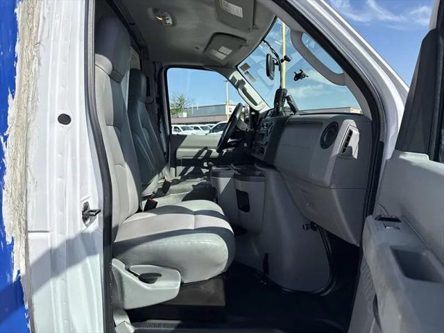 2023 Ford E-350 Cutaway Base