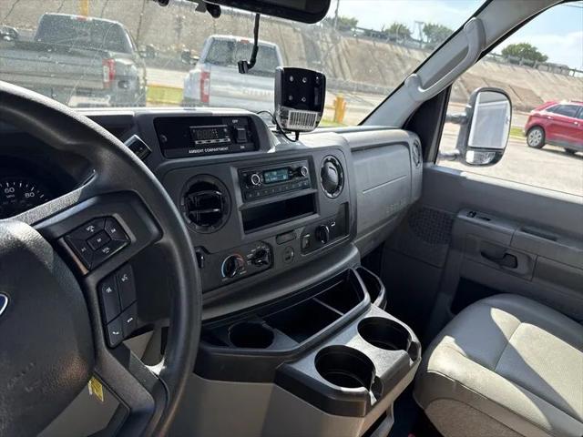 2023 Ford E-350 Cutaway Base