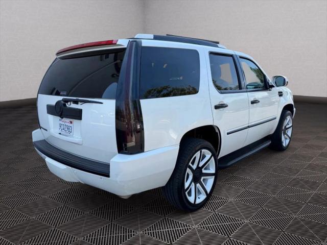 2007 Cadillac Escalade Standard
