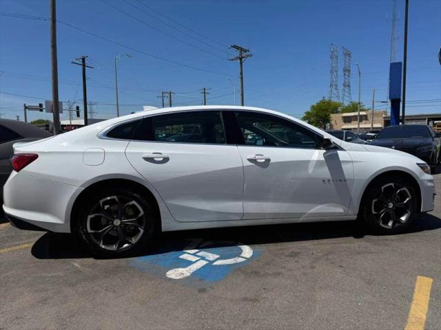 2022 Chevrolet Malibu FWD LT