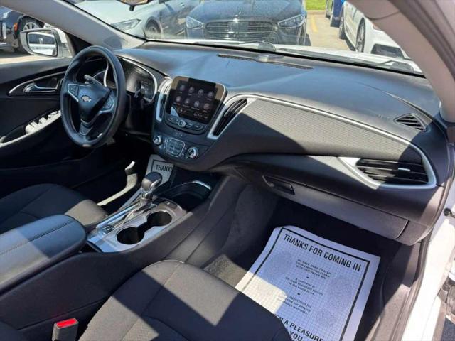2022 Chevrolet Malibu FWD LT