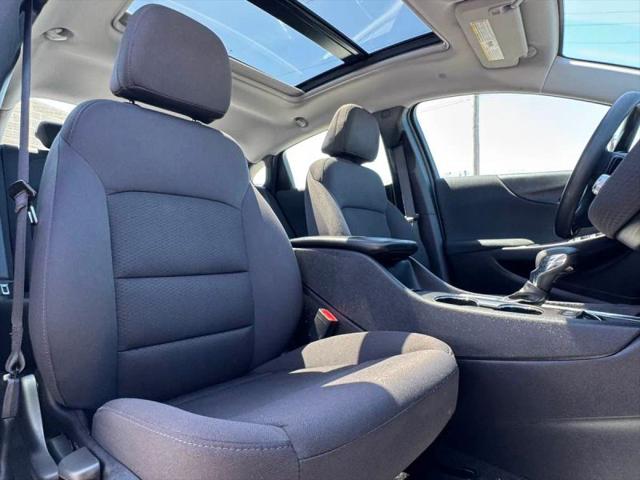 2022 Chevrolet Malibu FWD LT