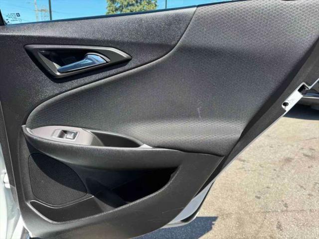 2022 Chevrolet Malibu FWD LT
