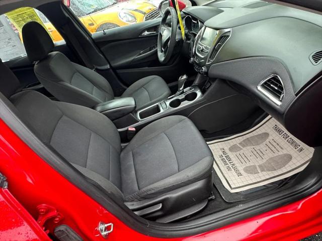 2017 Chevrolet Cruze LT Auto