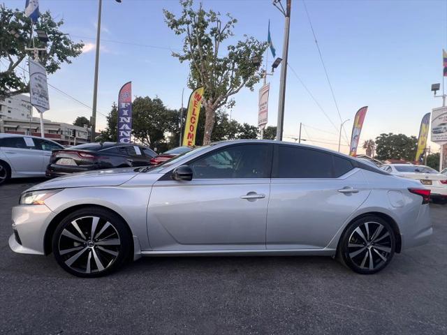 2021 Nissan Altima SR FWD