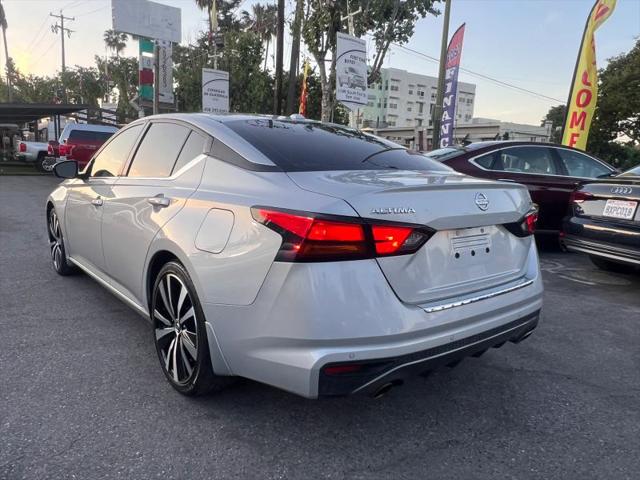 2021 Nissan Altima SR FWD