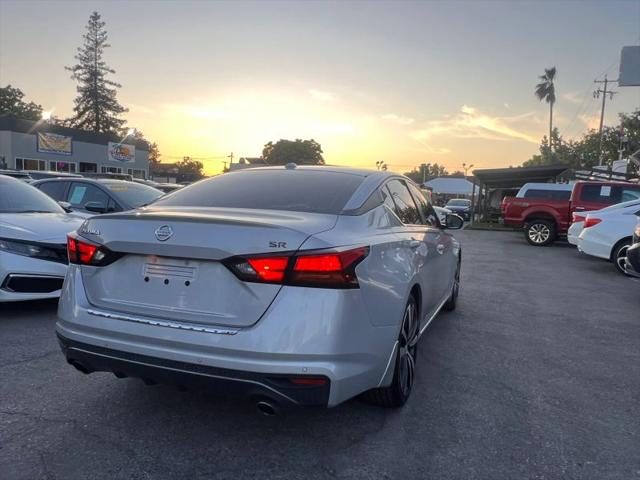 2021 Nissan Altima SR FWD