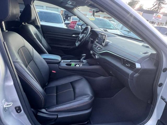 2021 Nissan Altima SR FWD