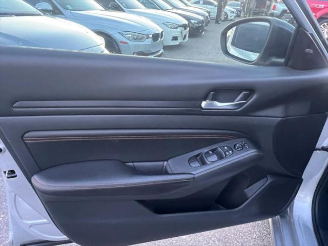 2021 Nissan Altima SR FWD