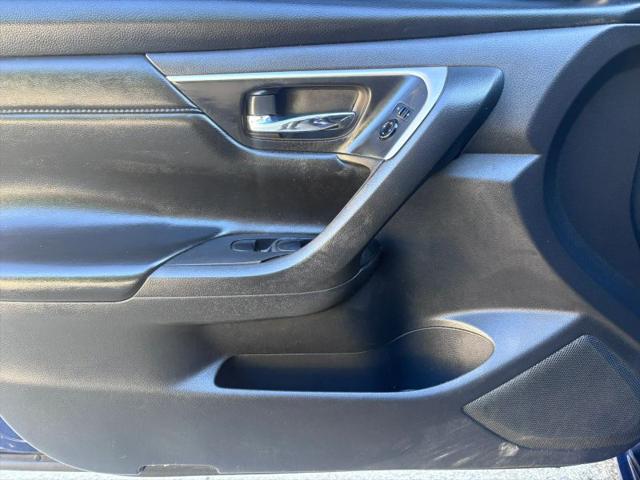 2016 Nissan Altima 2.5 SR