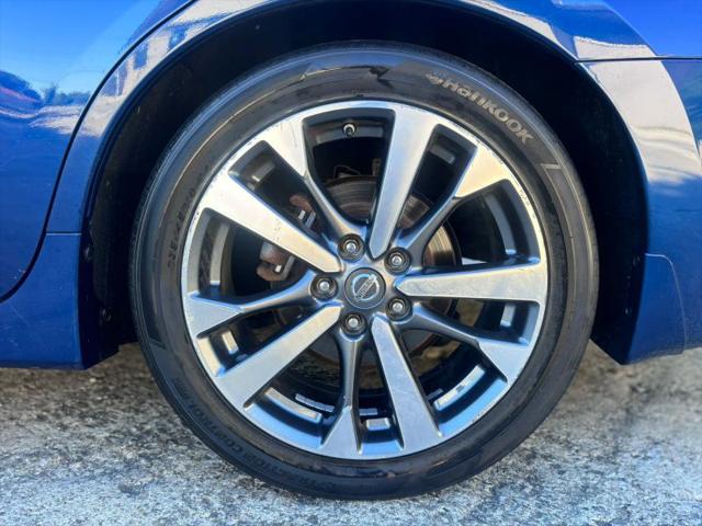 2016 Nissan Altima 2.5 SR