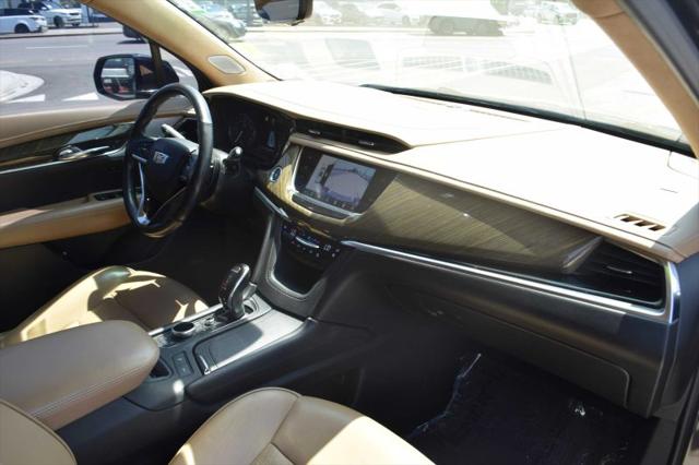 2020 Cadillac XT6 FWD Premium Luxury