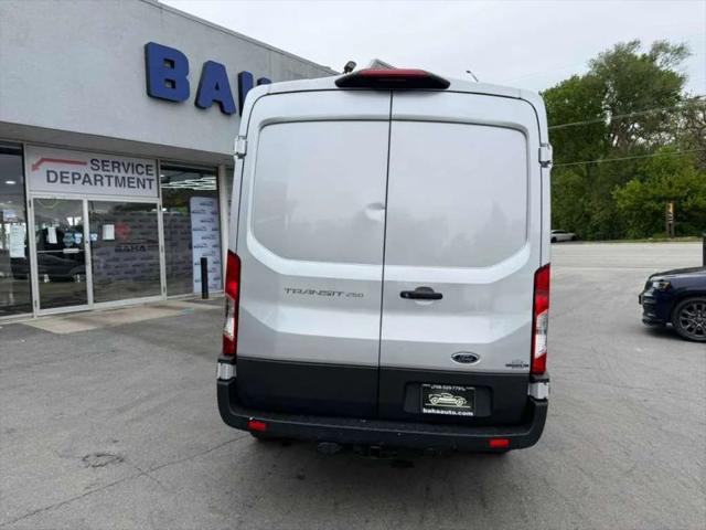 2023 Ford Transit Cargo Van Medium Roof w/LWB