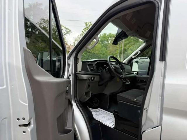 2023 Ford Transit Cargo Van Medium Roof w/LWB