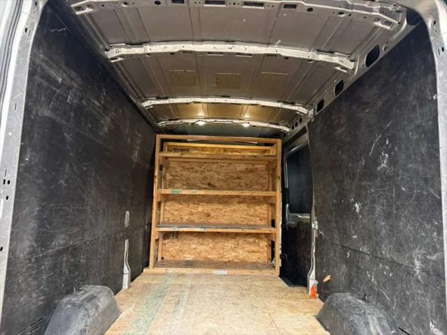 2023 Ford Transit Cargo Van Medium Roof w/LWB