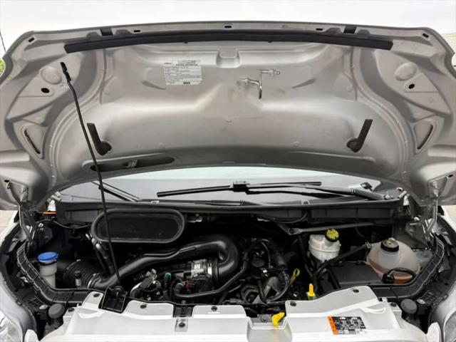 2023 Ford Transit Cargo Van Medium Roof w/LWB
