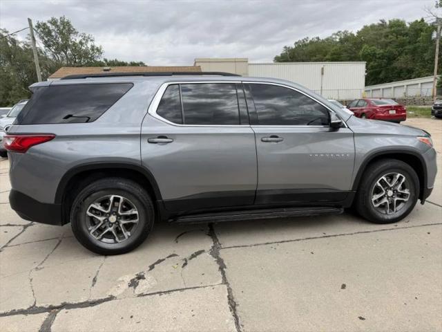 2020 Chevrolet Traverse AWD LT Cloth