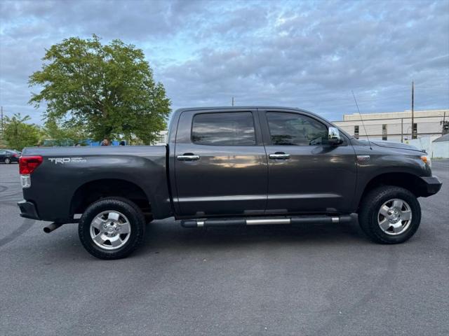 2011 Toyota Tundra Grade 5.7L V8