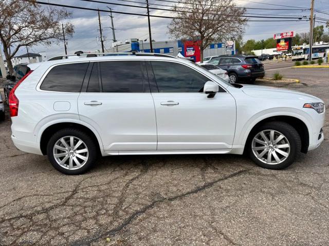2016 Volvo XC90 T6 Momentum