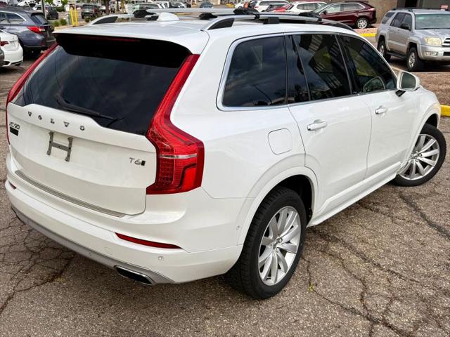 2016 Volvo XC90 T6 Momentum
