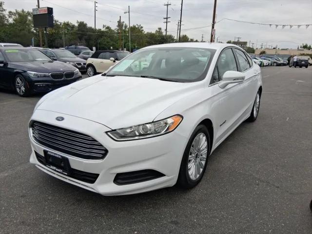 2016 Ford Fusion Hybrid SE