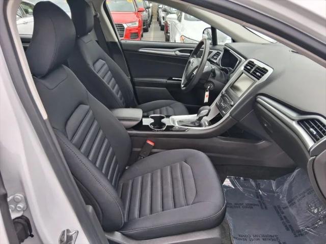 2016 Ford Fusion Hybrid SE