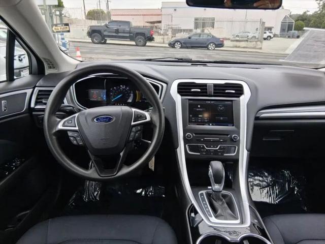 2016 Ford Fusion Hybrid SE