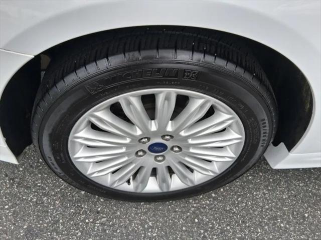 2016 Ford Fusion Hybrid SE