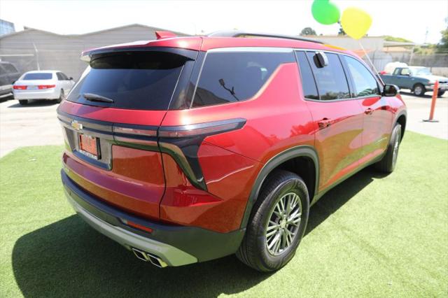 2025 Chevrolet Traverse AWD LT