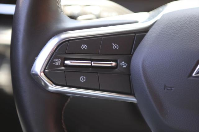 2025 Chevrolet Traverse AWD LT