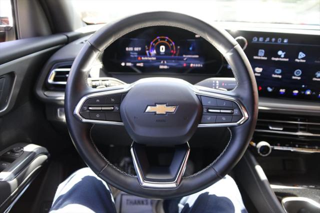 2025 Chevrolet Traverse AWD LT