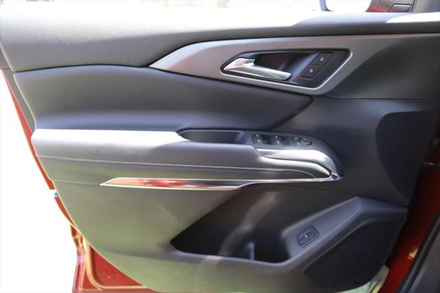2025 Chevrolet Traverse AWD LT