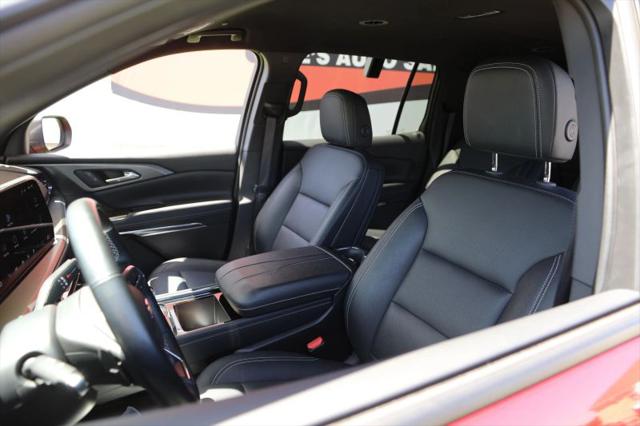 2025 Chevrolet Traverse AWD LT