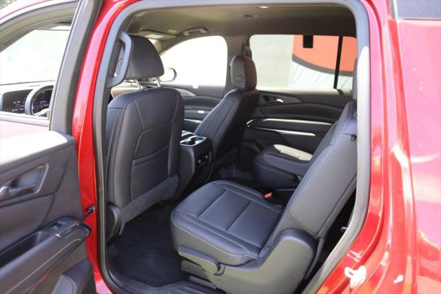 2025 Chevrolet Traverse AWD LT