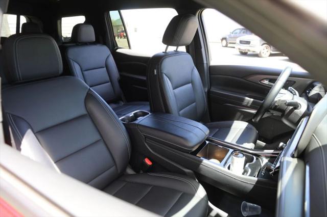 2025 Chevrolet Traverse AWD LT
