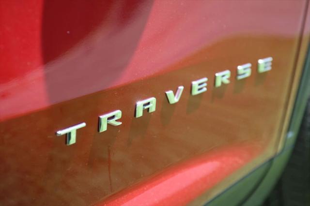 2025 Chevrolet Traverse AWD LT
