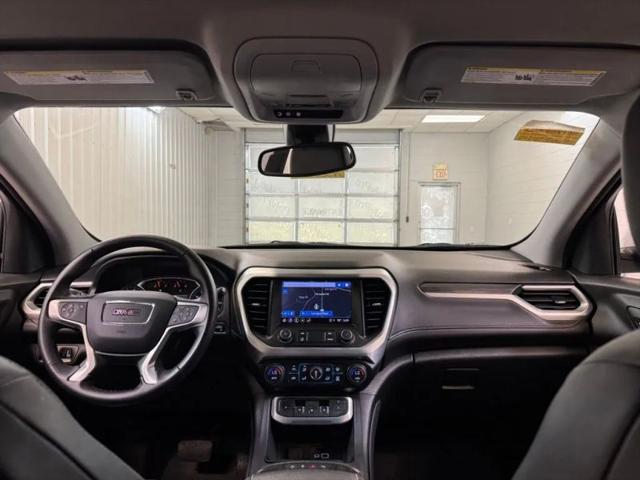 2023 GMC Acadia AWD SLT